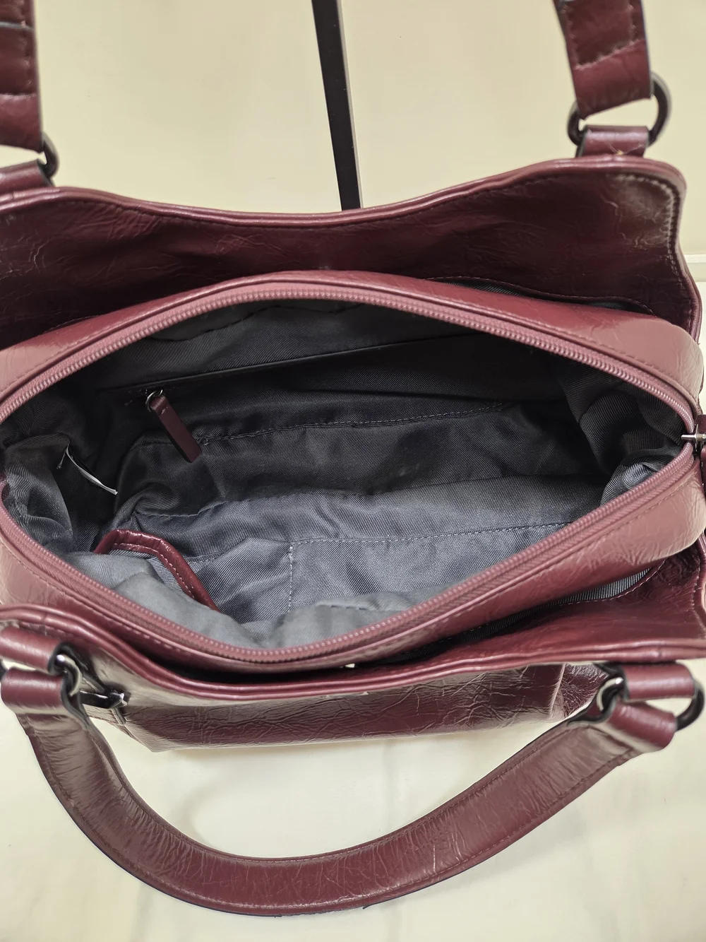 Simply Vera Vera Wang Shoulder Bag
